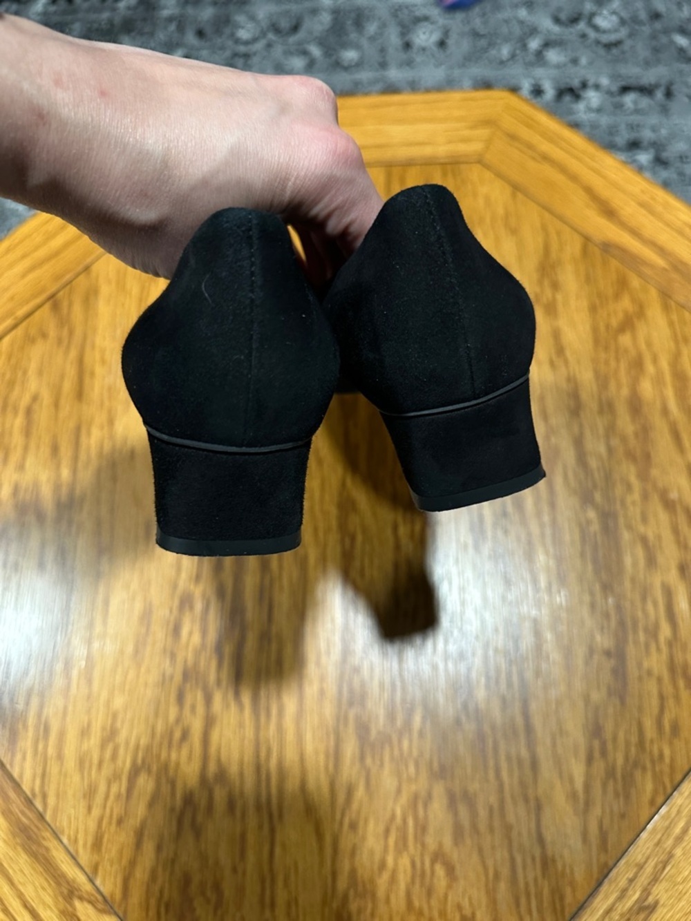 *EVERLANE* Black Suede Pointed-Toe Flats Size 5.5 - Picture 6 of 8